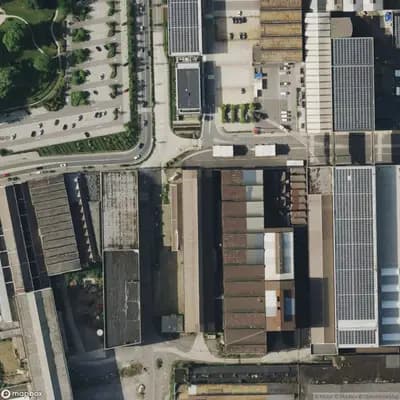 Verlaten Bedrijfspand
